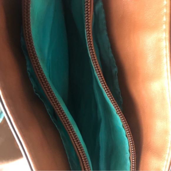 Lily Bloom Floral Multi Pocket Adjustable Crossbody Purse Bag - Picture 11 of 13